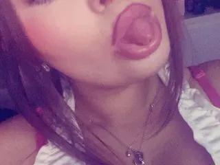 Cherryrosealiee on Streamate