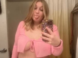 Offline DaisyRyne on Streamate