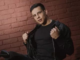 Offline Dustin_Sonne on Streamate