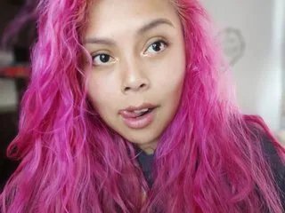 Offline EllieAutumn on Streamate