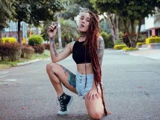 Offline Gaby_Moon on Streamate