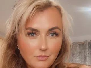 Hottie_Lottie on Streamate 