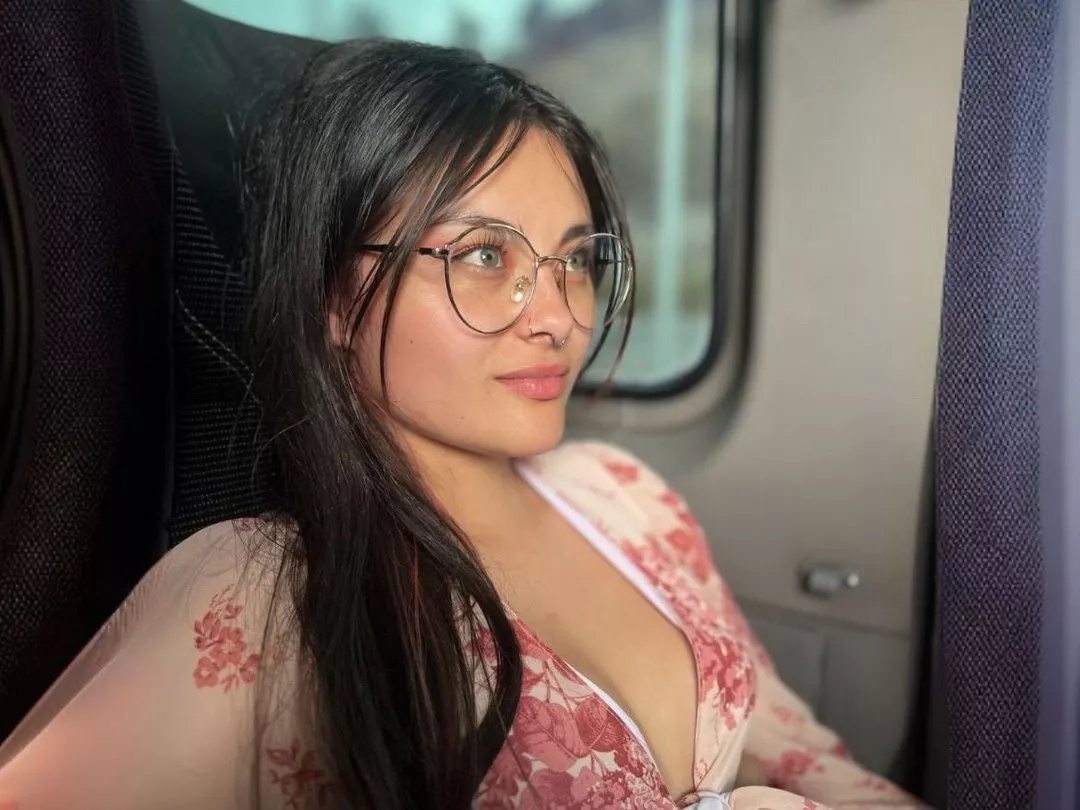 Offline IamAbbi on Streamate