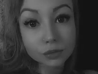 Offline KatBigBum on Streamate