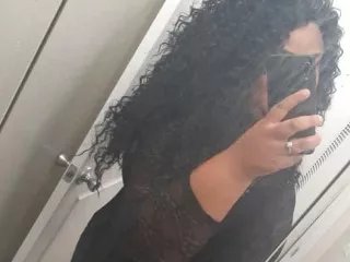 Offline Luxuryb on Streamate