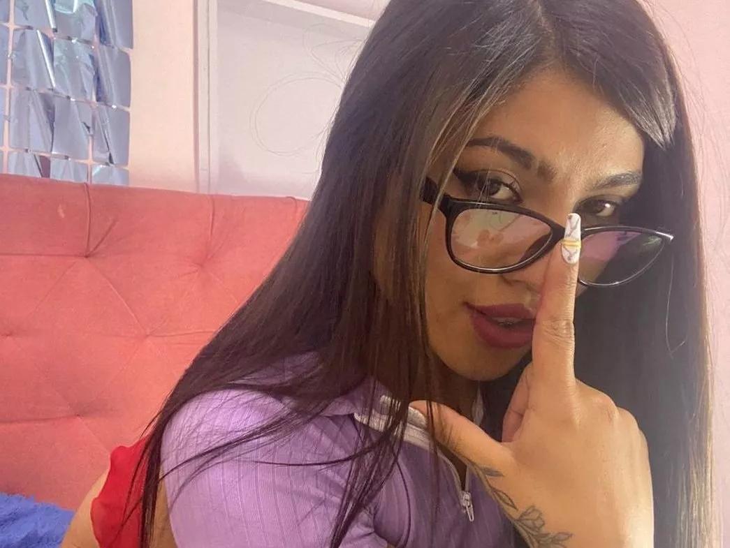 SarahStones on Streamate 