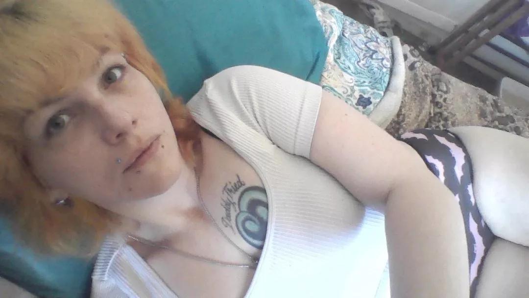 TheOriginalKrazyChic45 on Streamate 