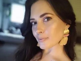 VoluptuousSophia on Streamate 