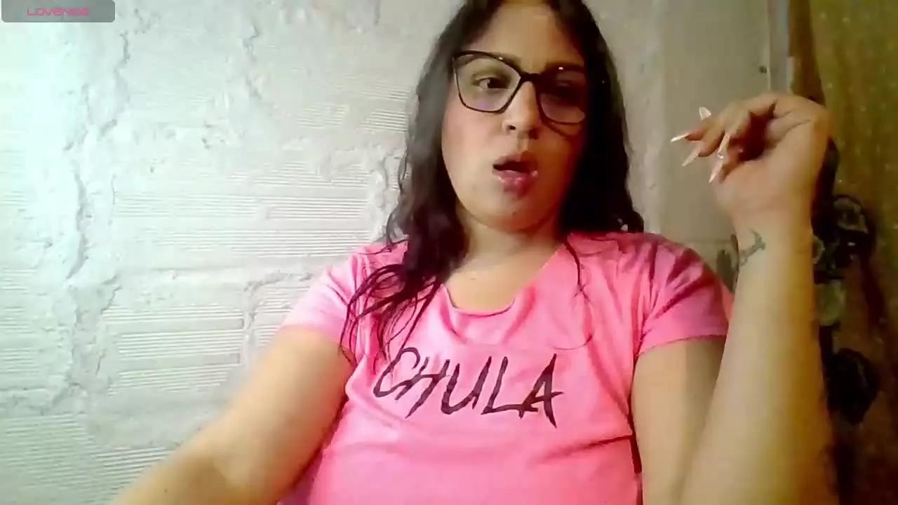 Alesia_Gold on Streamray 