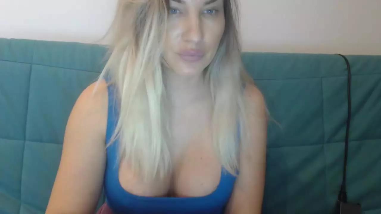 Allysahot0 on Streamray 