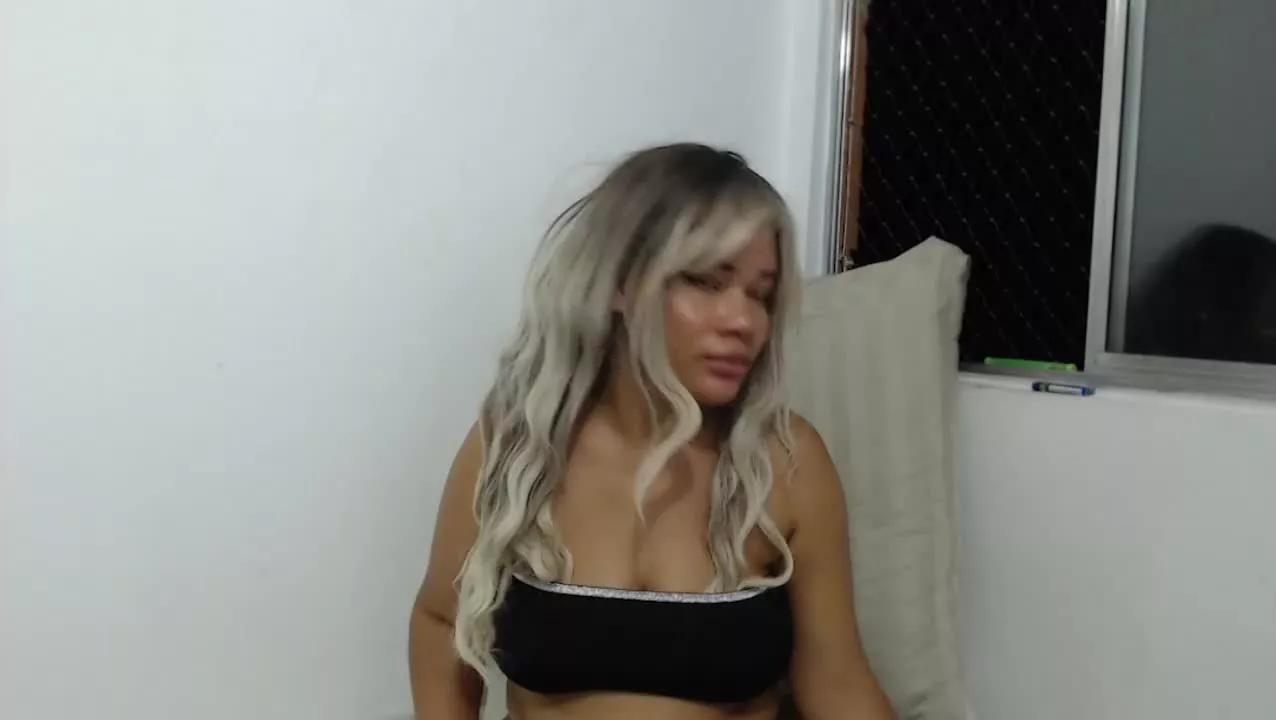 AlyssaParker on Streamray 