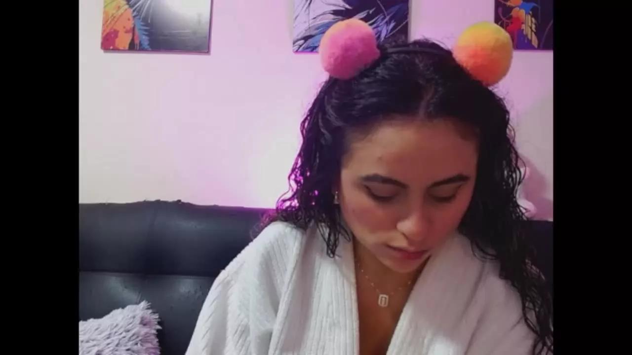 CarolineJSmith on Streamray 