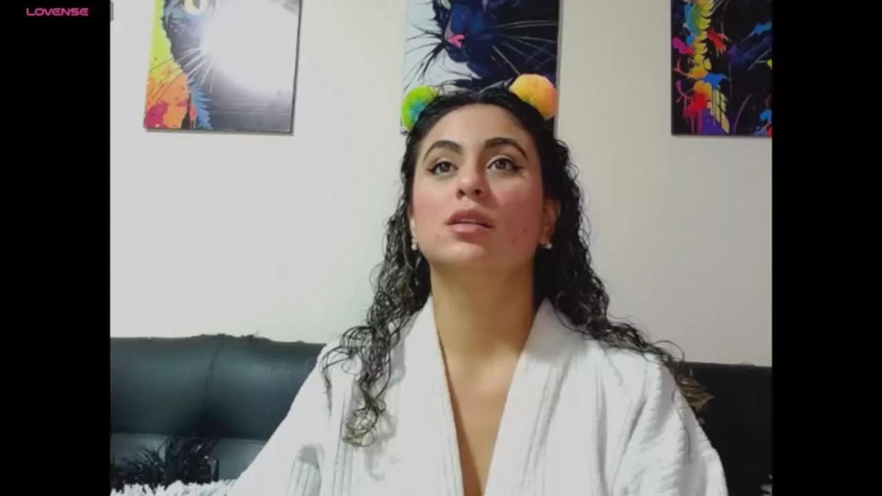 CarolineJSmith on Streamray 