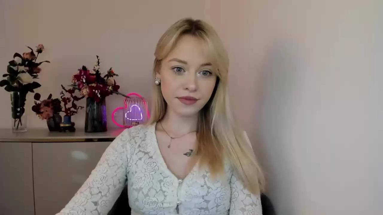 CindyUnique on Streamray 