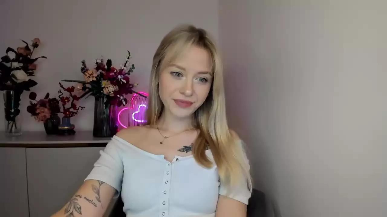 CindyUnique on Streamray 