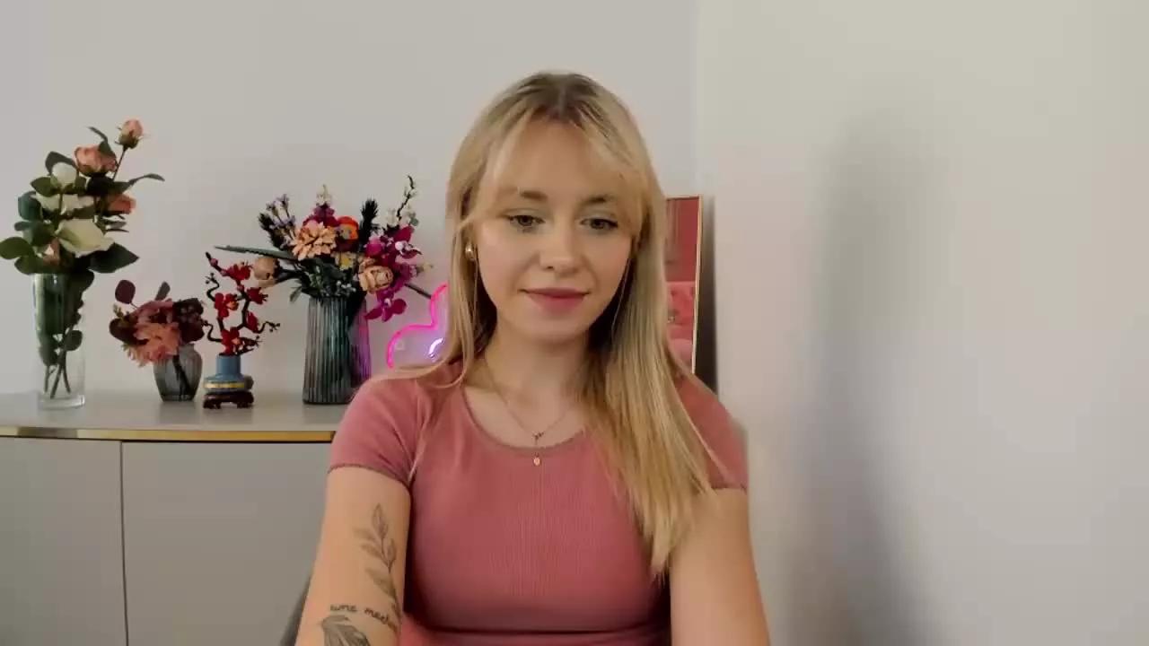 CindyUnique on Streamray 
