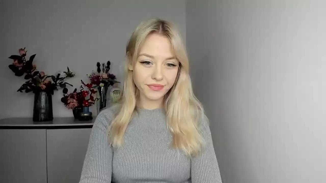 CindyUnique on Streamray 