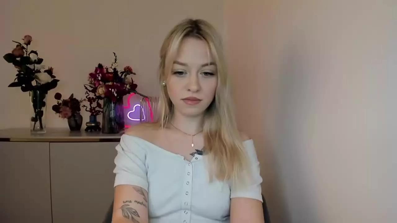 CindyUnique on Streamray 