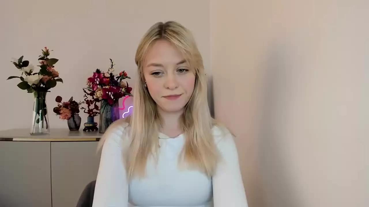 CindyUnique on Streamray 