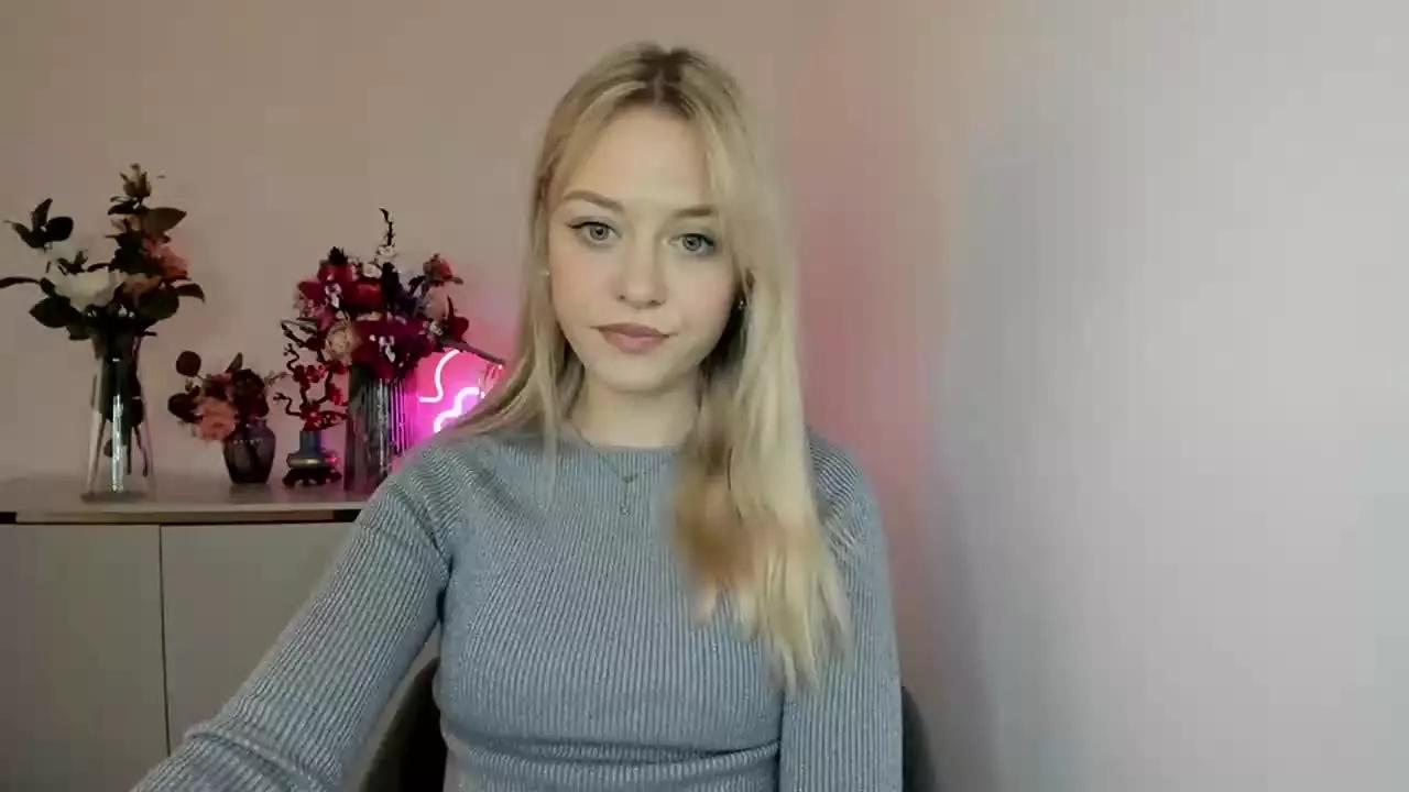 CindyUnique on Streamray 