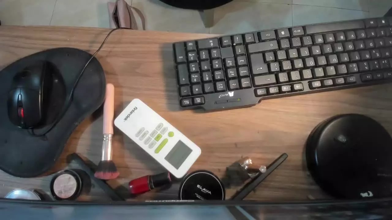 Offline cottoncheekyTS on Streamray