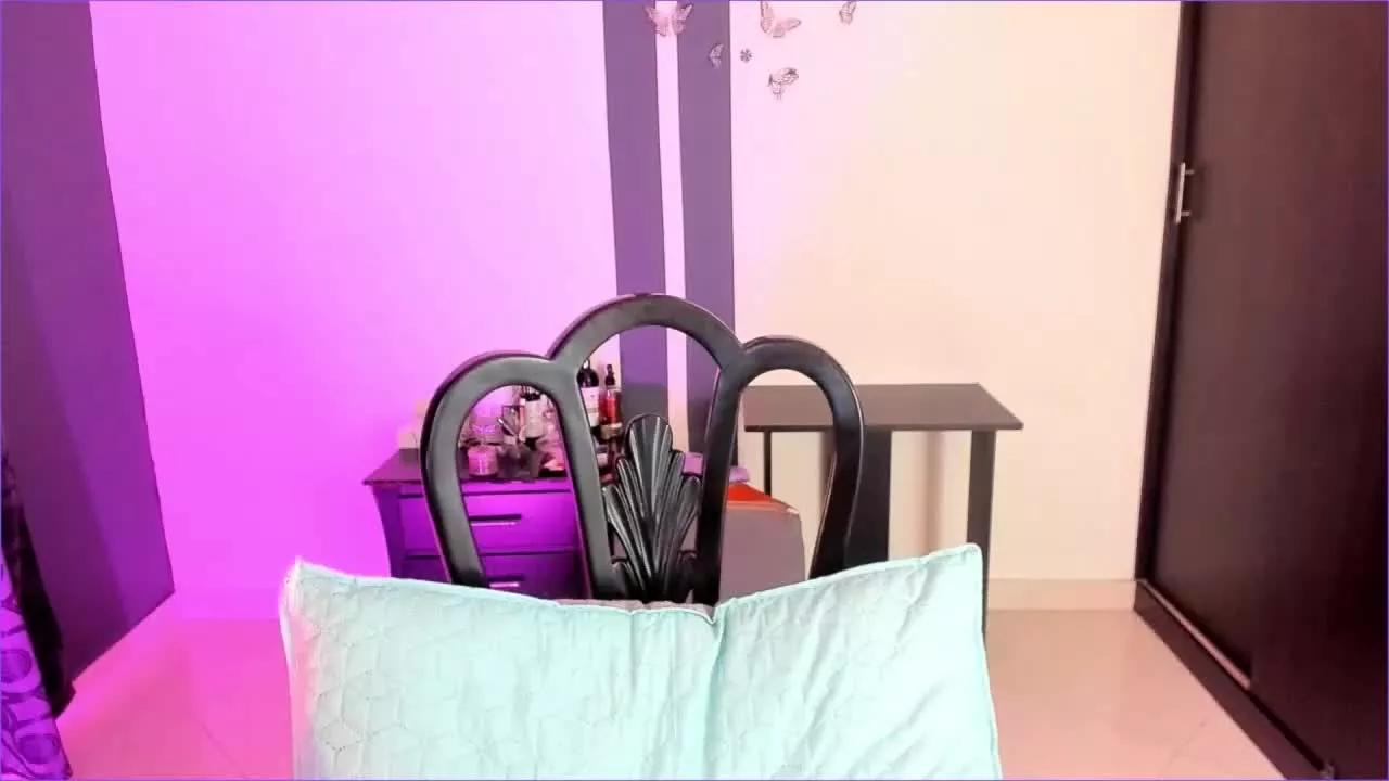 DirtyBittchTS on Streamray 