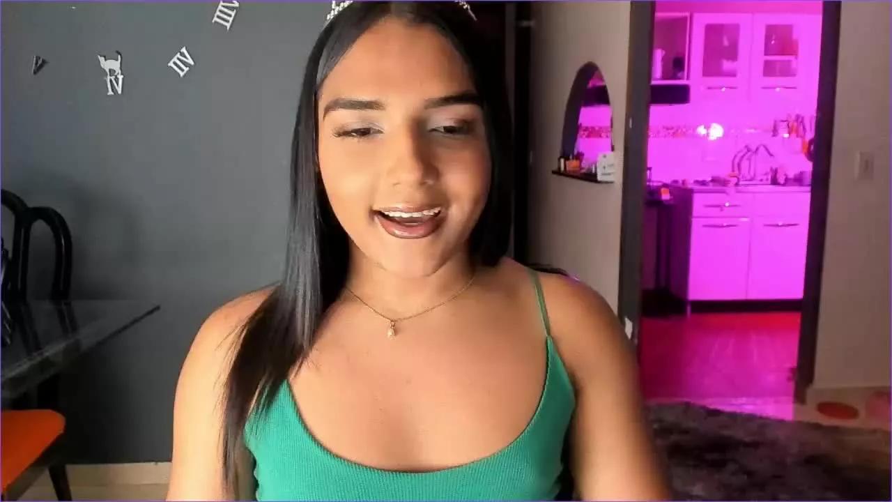 DirtyBittchTS on Streamray 