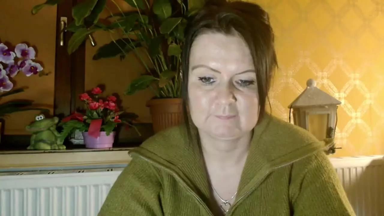 DoreenBeauty on Streamray 