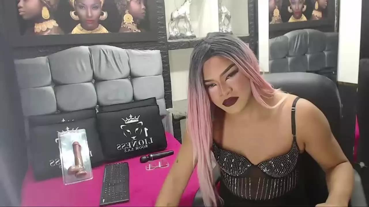 dulce_gaby95TS on Streamray 