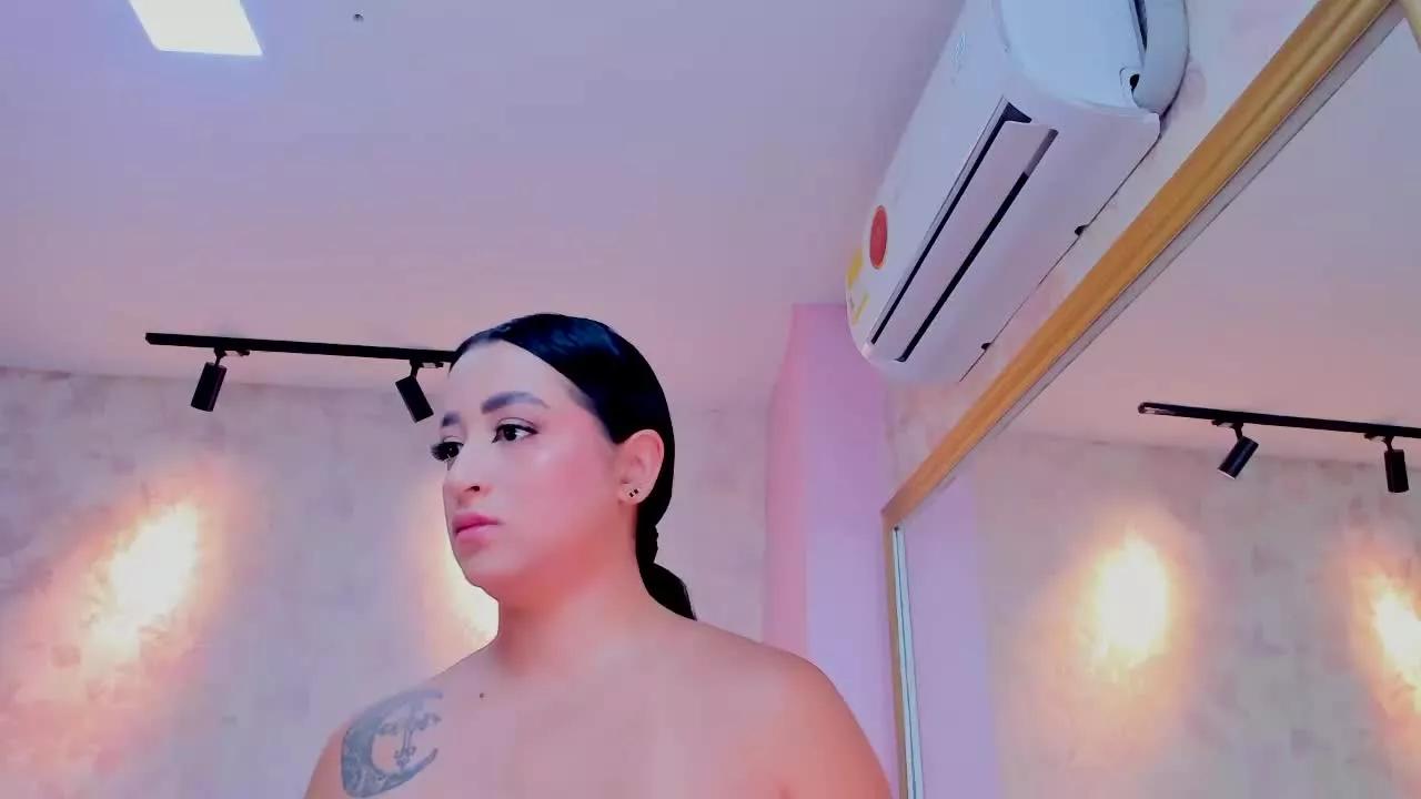 ElizabethClark1 on Streamray 