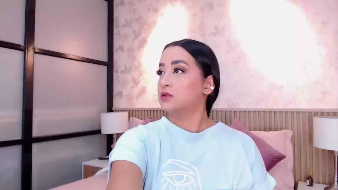 ElizabethClark1 on Streamray 