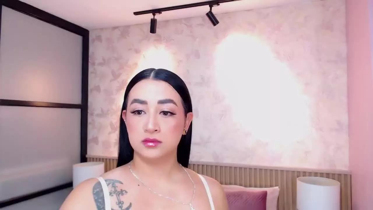 ElizabethClark1 on Streamray 