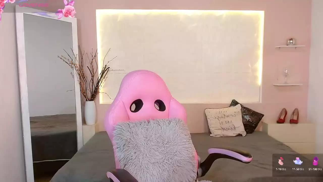Emilyrose_8 on Streamray 