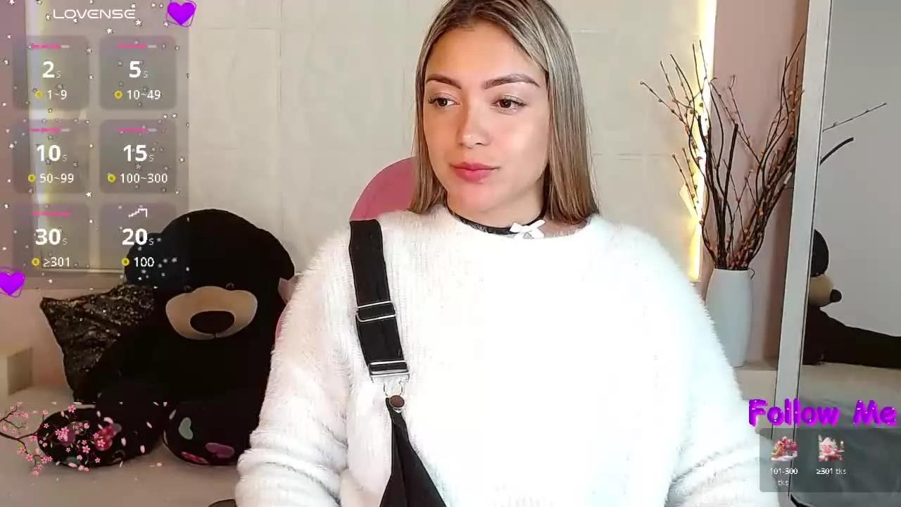 Emilyrose_8 on Streamray 