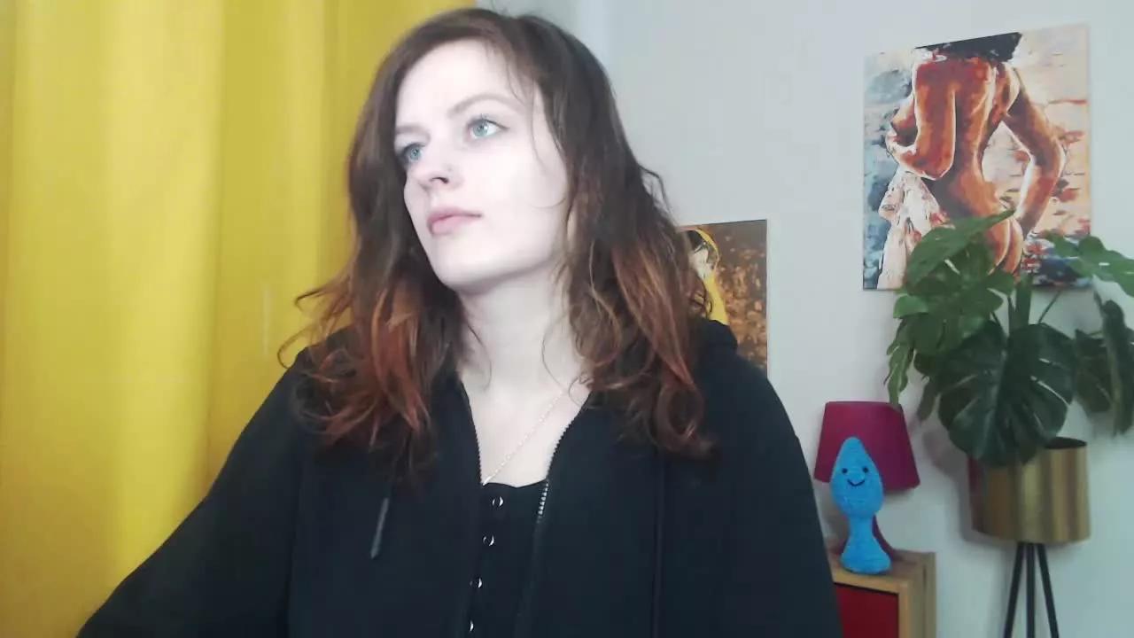 eroticNADINE on Streamray 