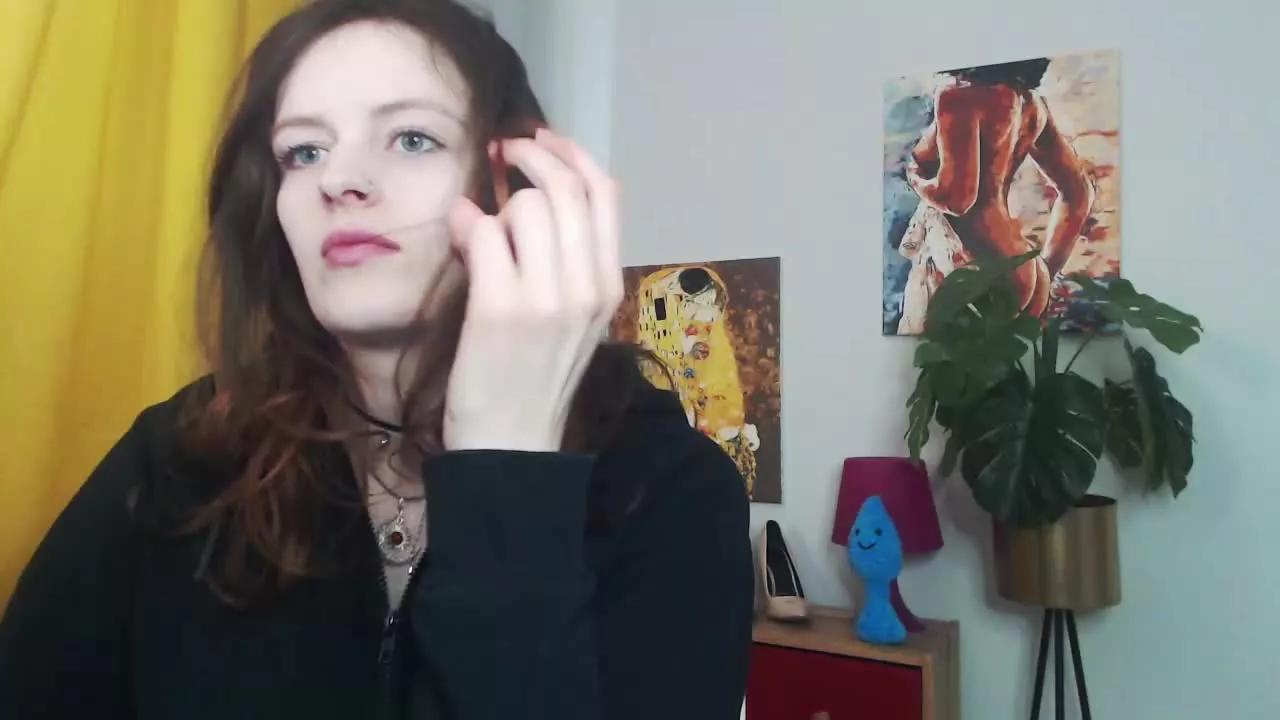 eroticNADINE on Streamray 