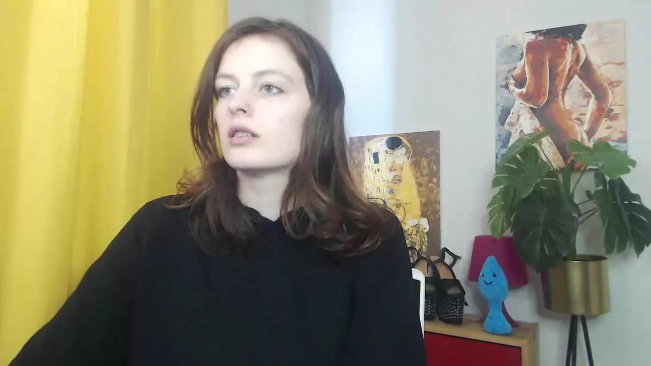eroticNADINE on Streamray 