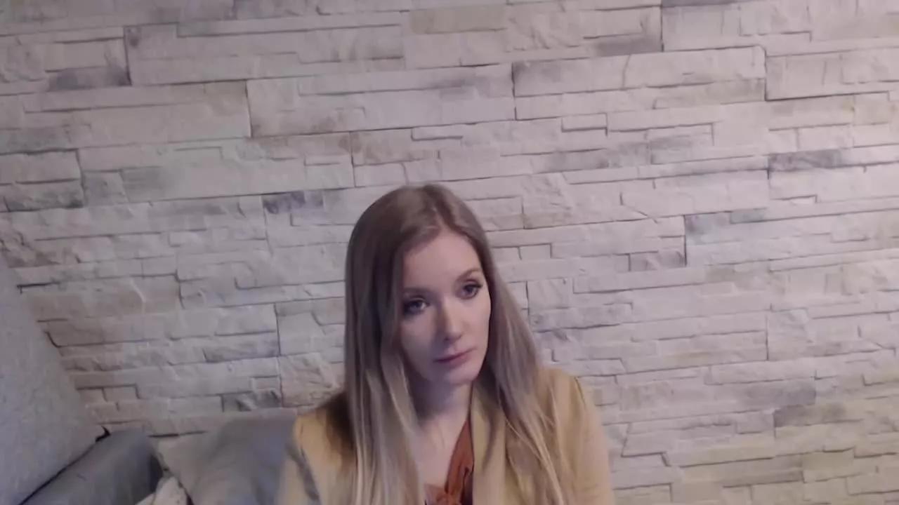 extasyOlivia on Streamray 