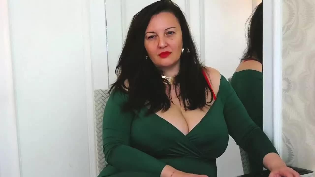 JudithCombs on Streamray 