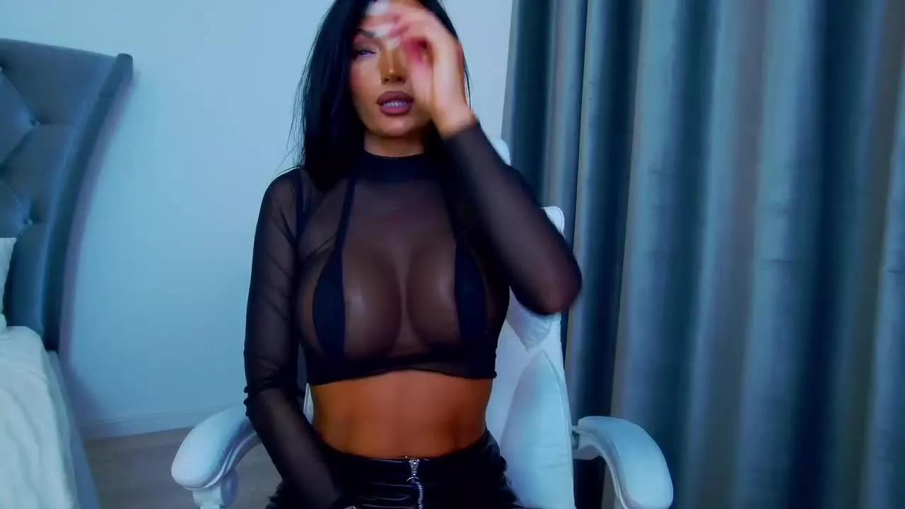 KarinaSmith on Streamray 