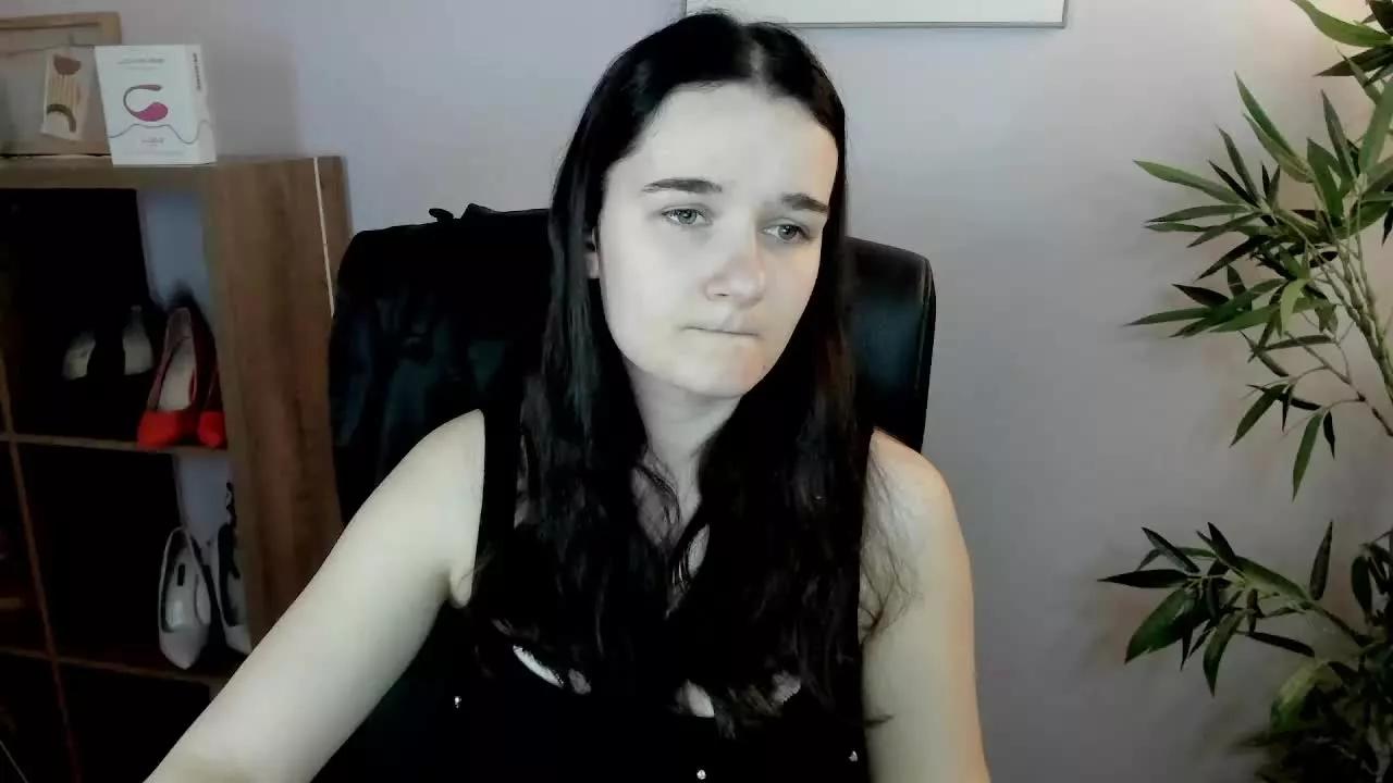 KATEcherry on Streamray 