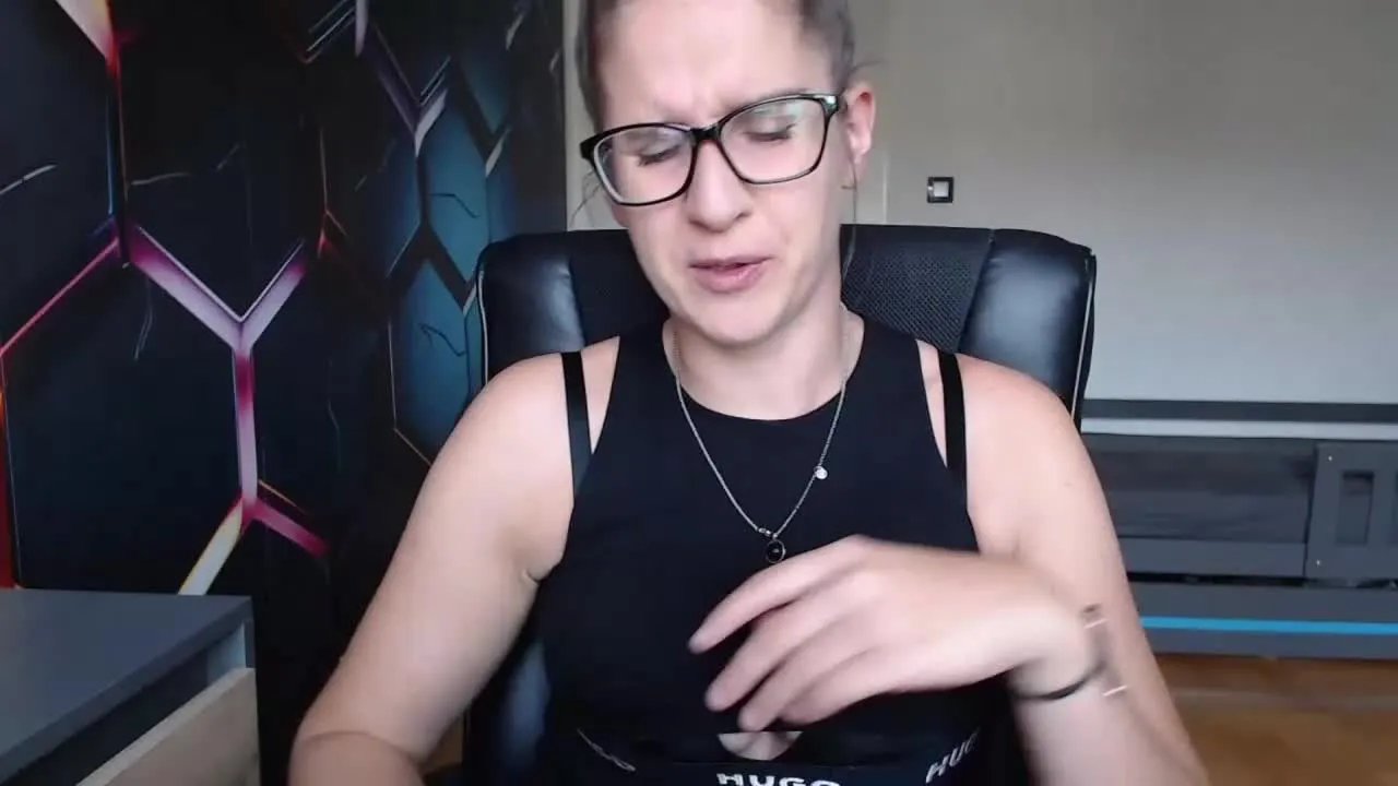 Offline KayaAlone on Streamray