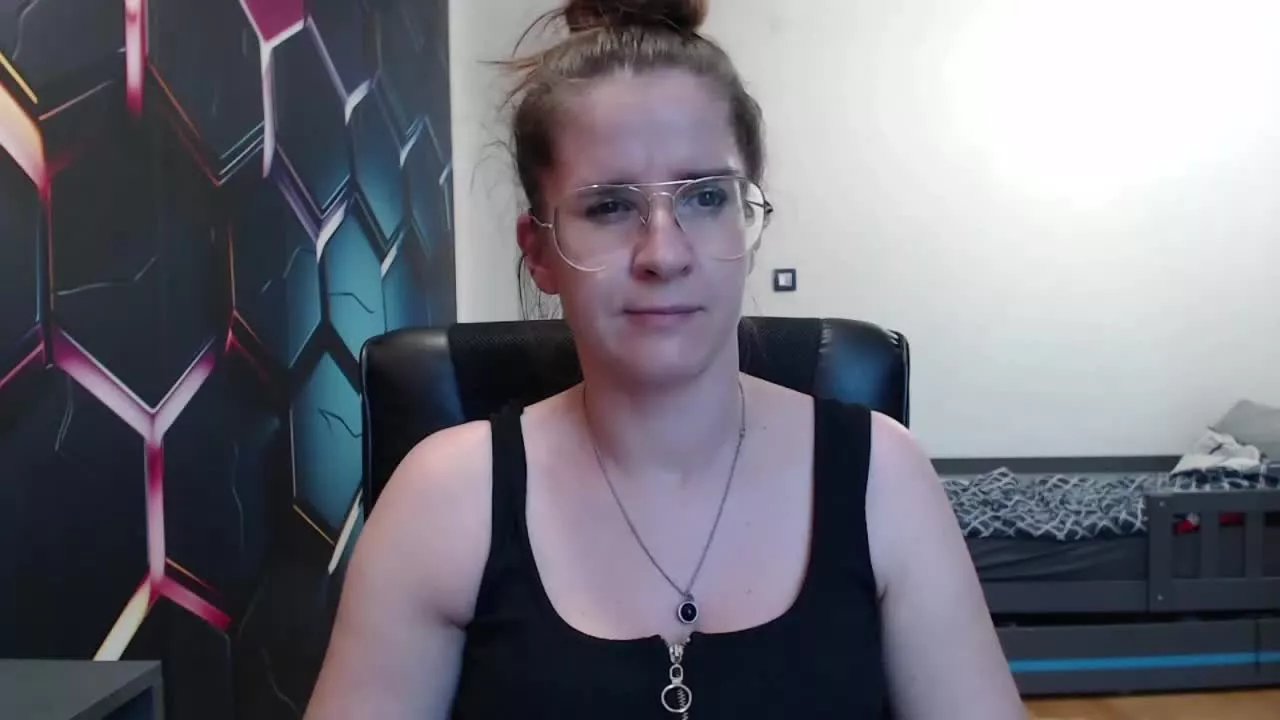 Offline KayaAlone on Streamray