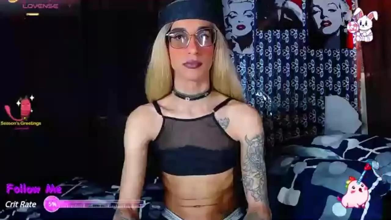 KrissxLoveTS on Streamray 