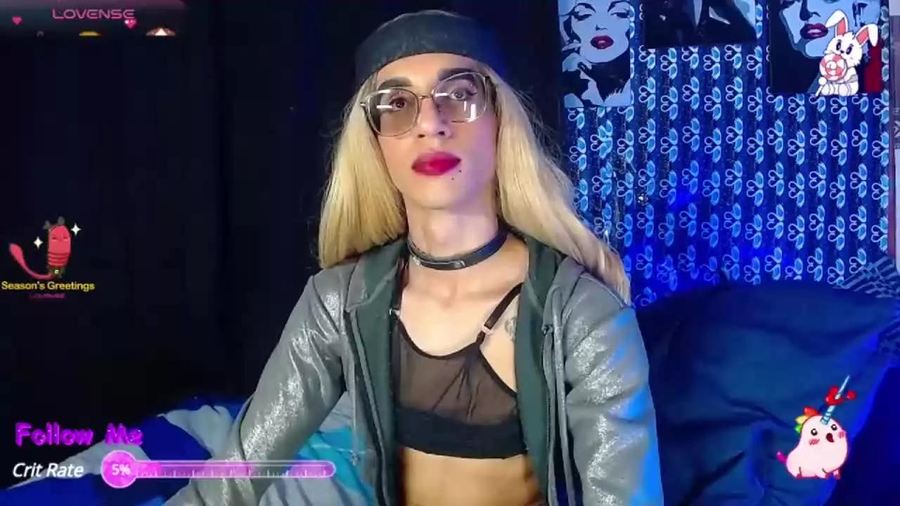 KrissxLoveTS on Streamray 