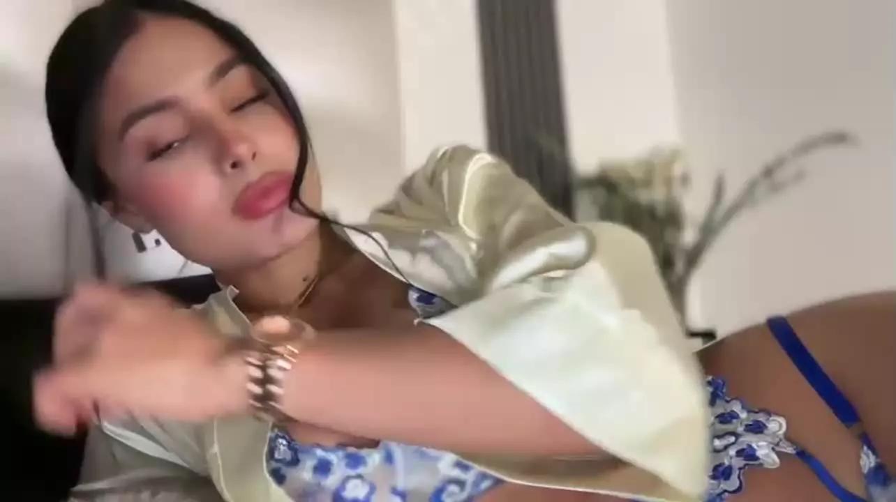 LuciaCollins on Streamray 