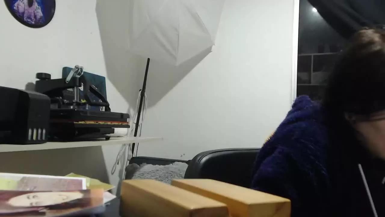 Maria_Moon on Streamray 