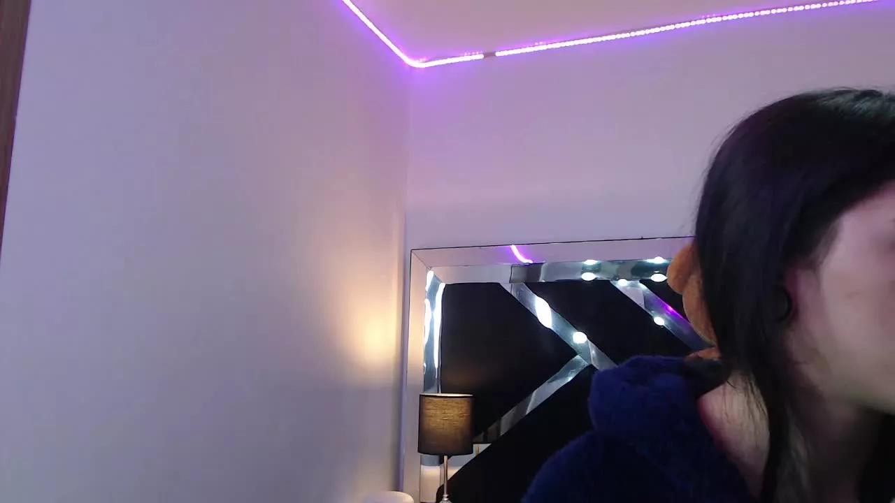 Maria_Moon on Streamray 