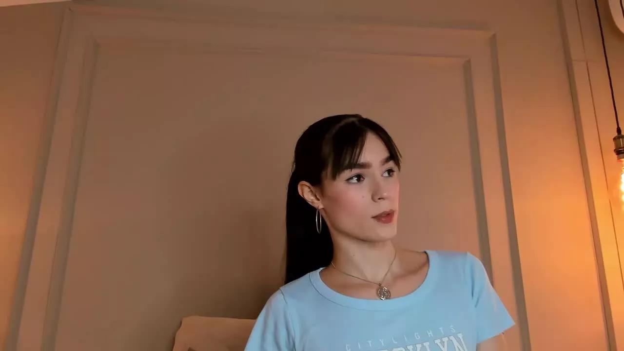 MarianaSynnTS on Streamray 