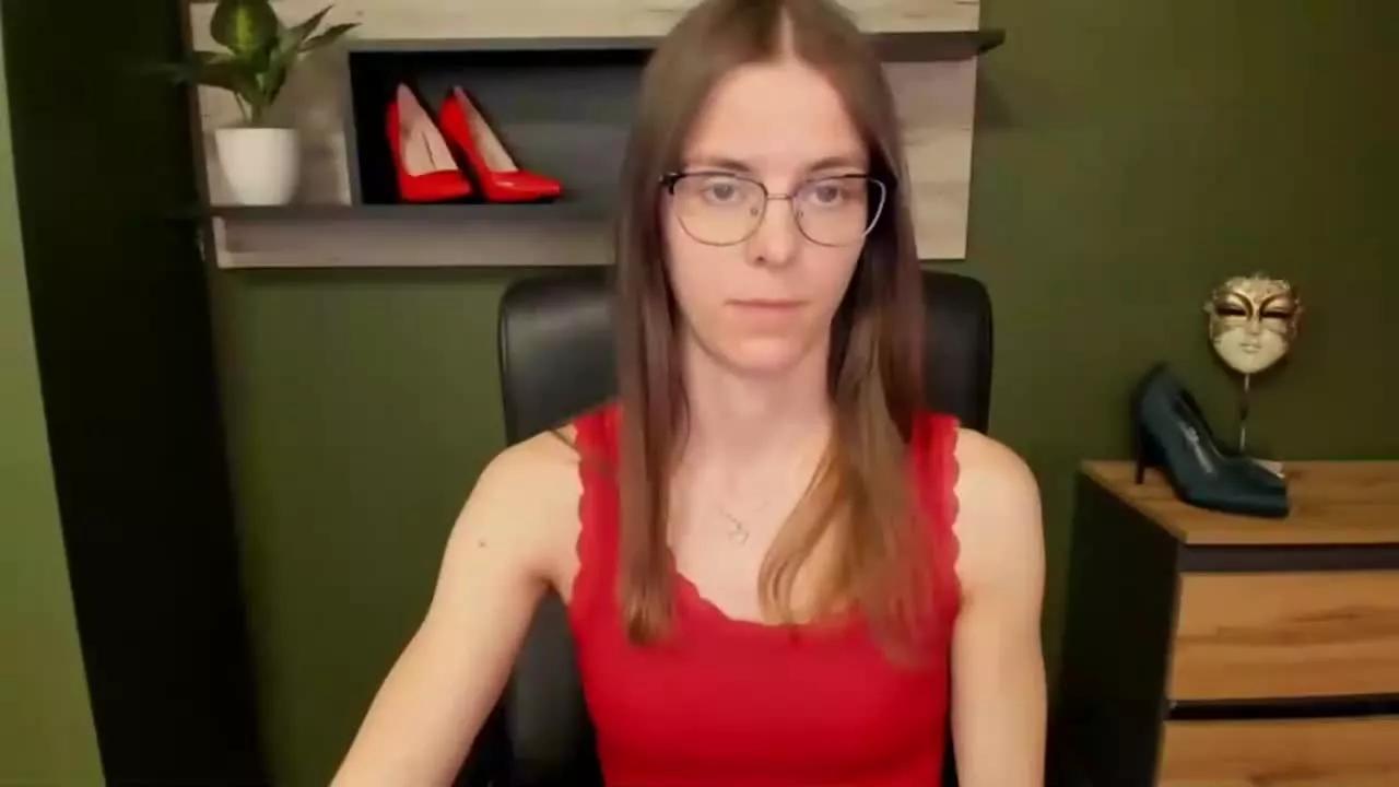 MegiLove on Streamray 